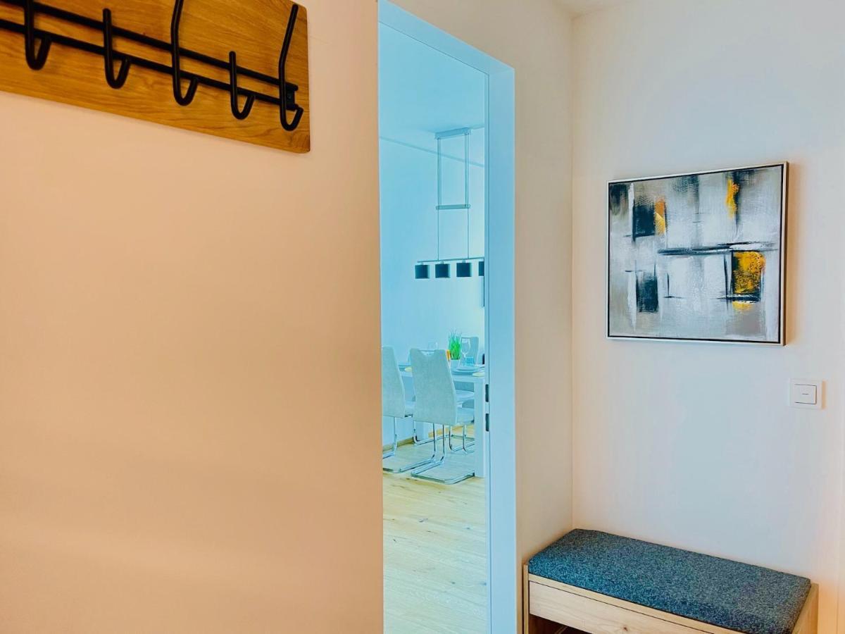 Triiiple Level 31 - Sonnenwohnen Apartment Mit Fantastischem Ausblick Und Parkplatz Vienna Luaran gambar
