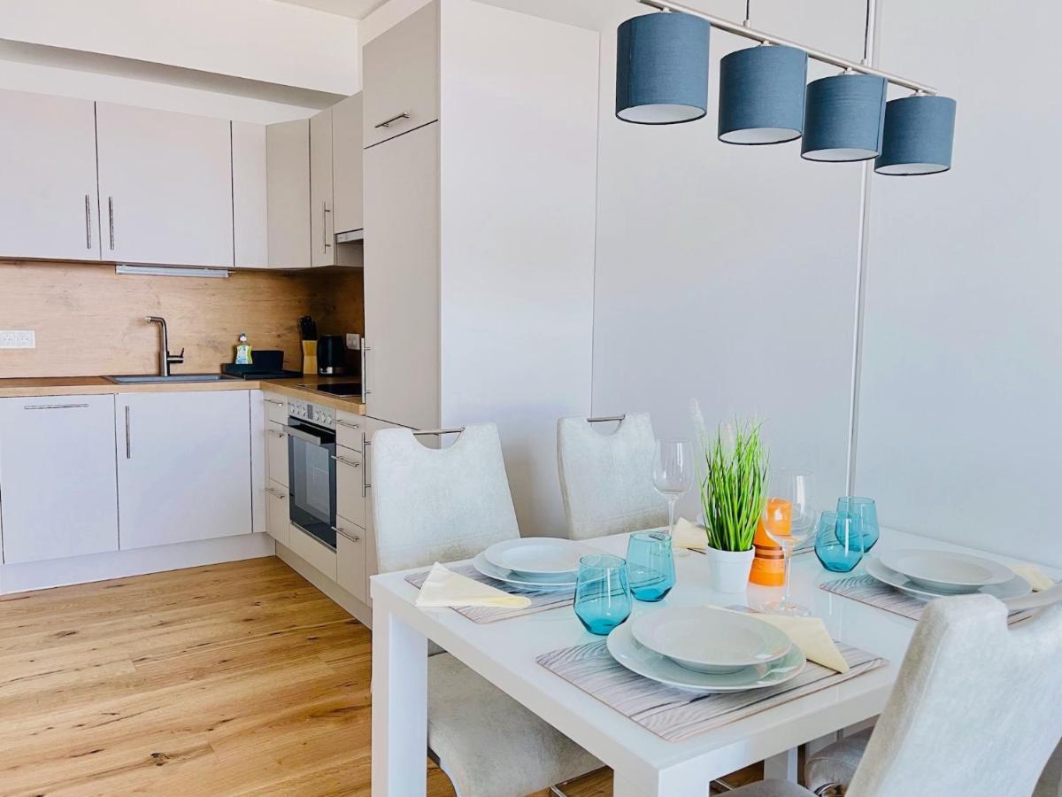 Triiiple Level 31 - Sonnenwohnen Apartment Mit Fantastischem Ausblick Und Parkplatz Vienna Luaran gambar